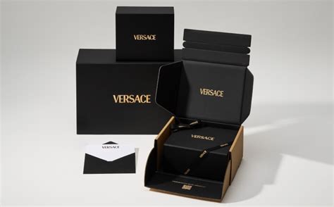 versace returns form.